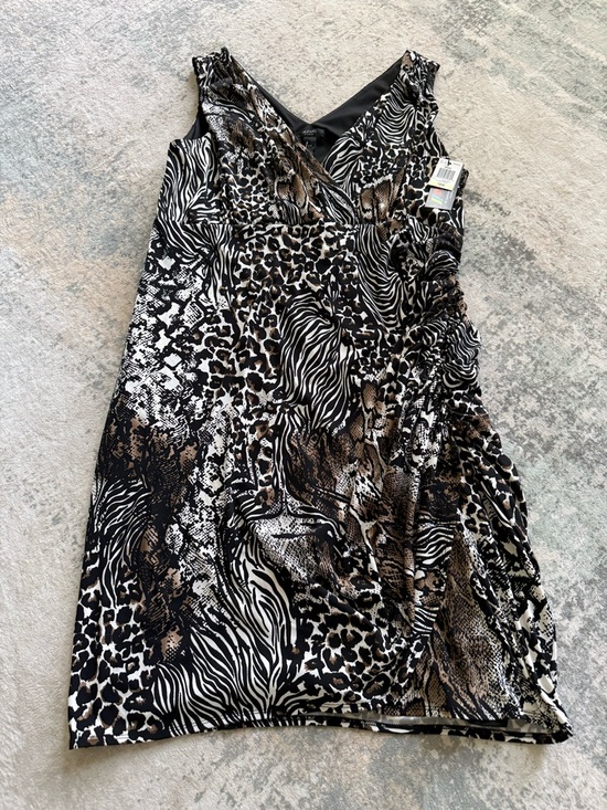 Alfani Dresses & Skirts - Alfani Sleeveless Mixed Animal Print Faux Wrap Dress, Size 18W